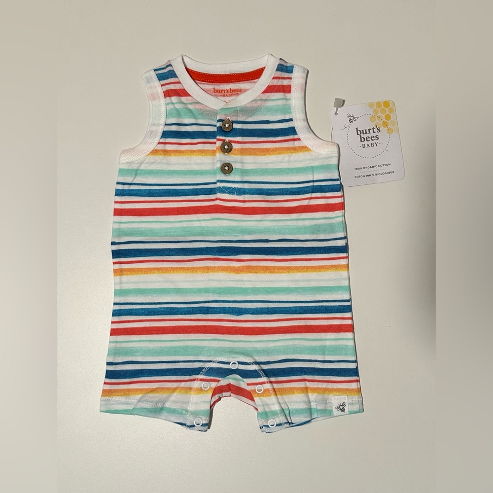 NWT and DEFECT Burt’s Bees Baby 0-3M Watercolor Rainbow Stripe Romper